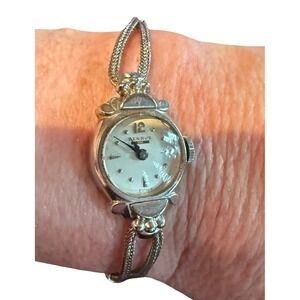 Vintage Benrus Swiss Ladies Watch 10K Gold Filled Case 10K G.E. Bracelet Working